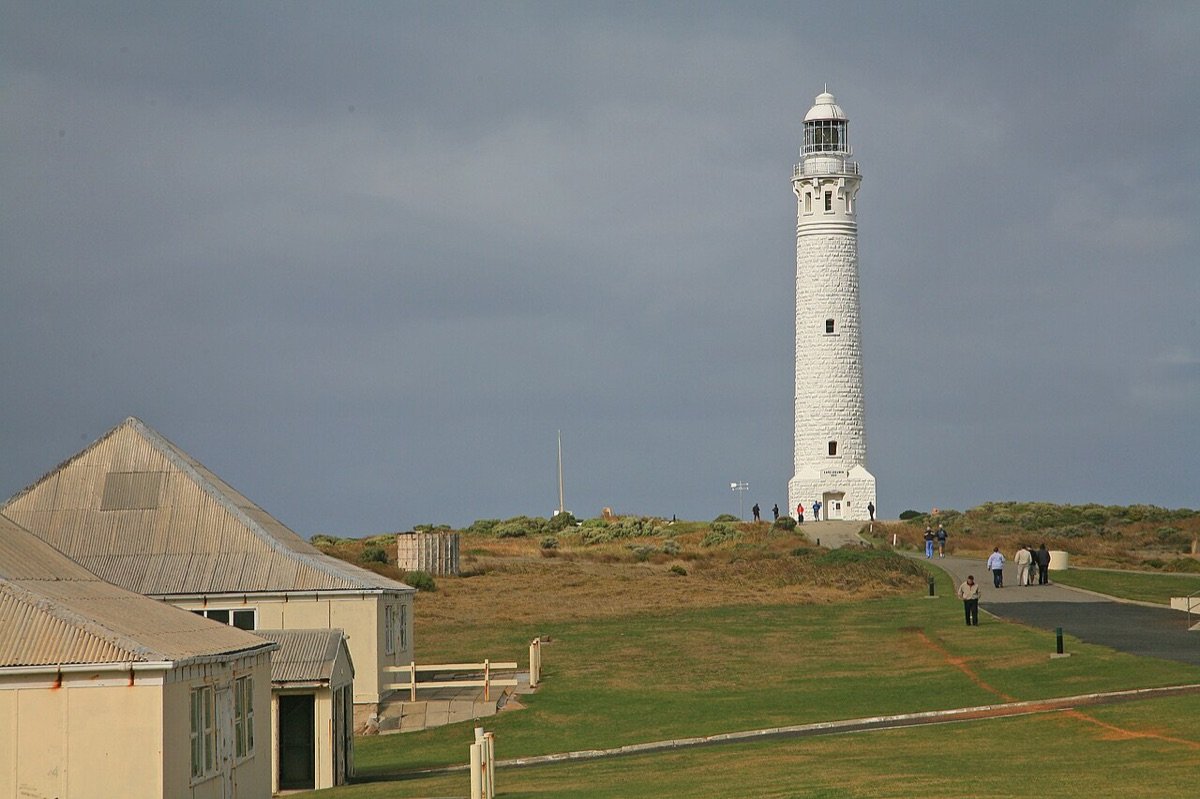 Cape Leeuwin Lighthouse standing above the meeting of two oceans
